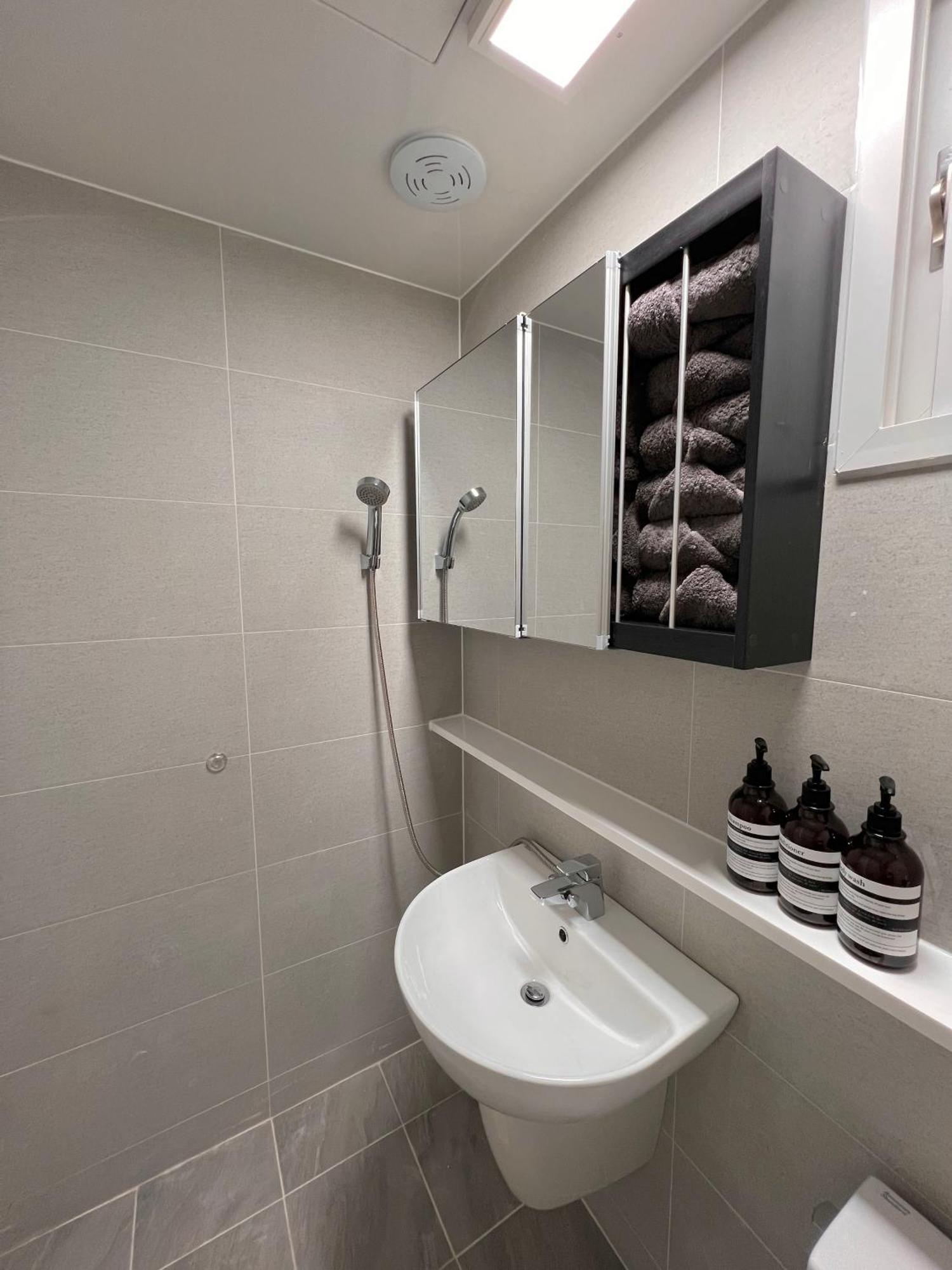 Apartment Doboy House *